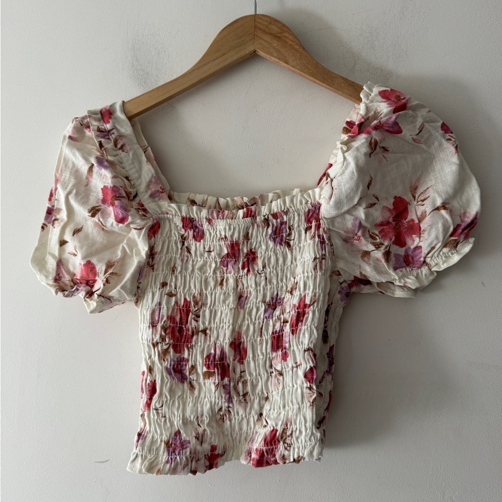 NEW!! Monteau Floral Puff‎ Sleeve Smocked Crop Top